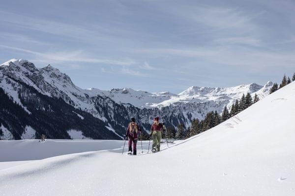 Schneeschuhwandern___Snow_Shoe_Hiking.jpg